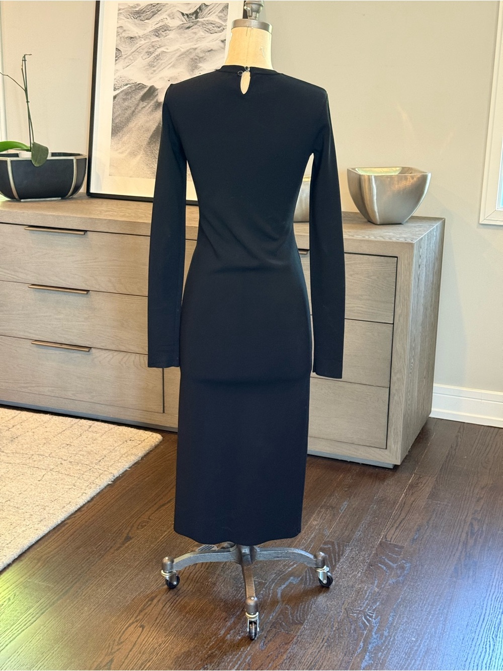 Stella McCartney Black Long-Sleeve Knitted Midi Dress with Studded Detail - Picture 5 of 7